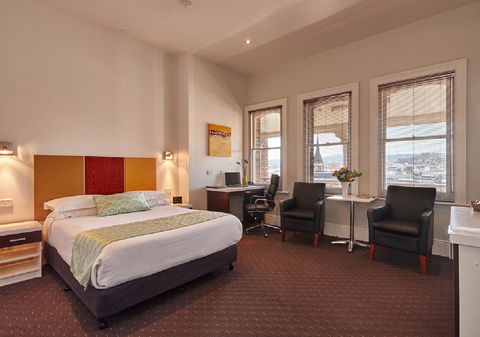 Auldington Hotel - Accommodation Batemans Bay 5