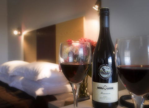 Auldington Hotel - Accommodation Batemans Bay 35