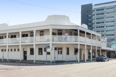 Newmarket Hotel - Accommodation Batemans Bay 2