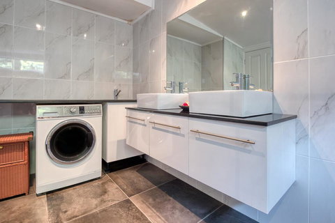 Newport - East Ballina - Accommodation Batemans Bay 1