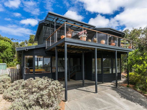NICHE ON NOBLE - Ever Changing Vista - Accommodation Batemans Bay 0