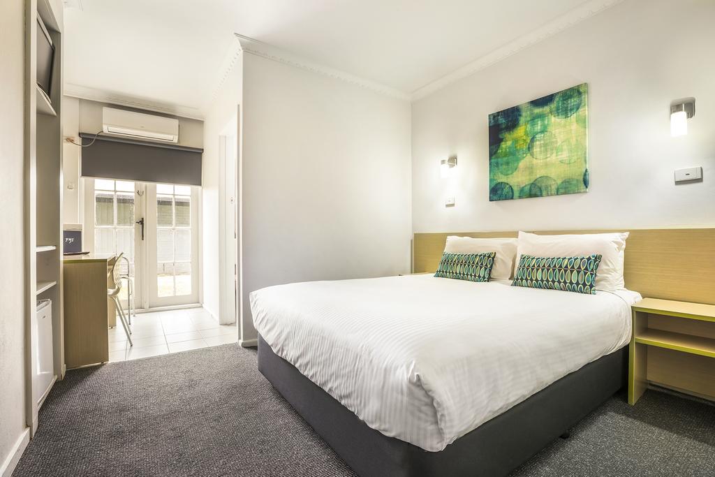 Keilor Park VIC Accommodation Batemans Bay