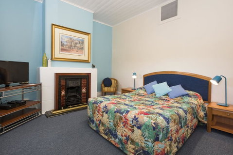 Ningana Heritage Houses - Accommodation Batemans Bay 0