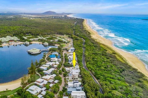 NORTHSHOR- ULTIMATE BEACH HOUSE - Accommodation Batemans Bay 0