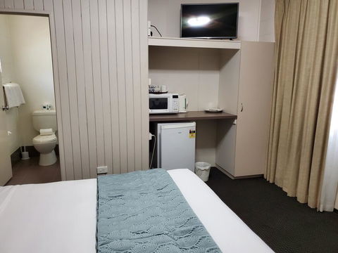O'Sheas Windsor Hotel - Accommodation Batemans Bay 2
