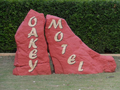 Oakey Motel - Accommodation Batemans Bay 0