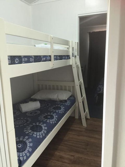 Oakridge Motel Tourist Park - Accommodation Batemans Bay 2