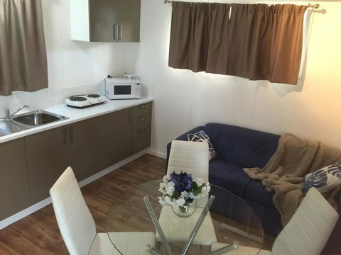 Oakridge Motel Tourist Park - Accommodation Batemans Bay 1