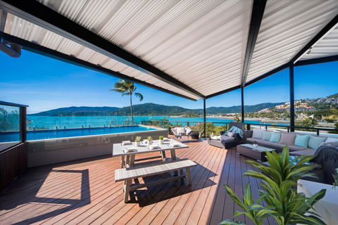 Oasis On Oceanview - Airlie Beach - Accommodation Batemans Bay 1