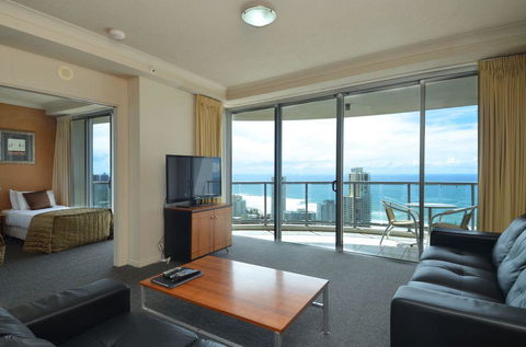 Ocean And Waterway View, 34th Floor, Chevron Renaissance - Accommodation Batemans Bay 1
