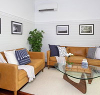 Ocean Mist Cottage - across from pet friendly beach - Accommodation Batemans Bay