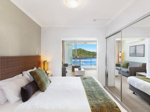 Ocean Panorama - 1 Bedroom Oceanview Apt - Accommodation Batemans Bay 0