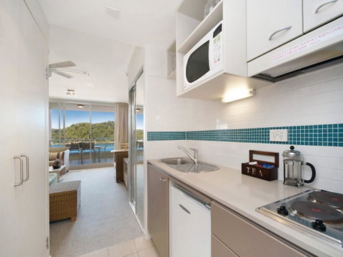Ocean Panorama - 1 Bedroom Oceanview Apt - Accommodation Batemans Bay 1