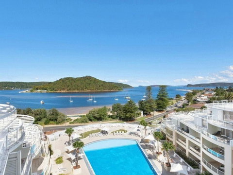 Ocean Panorama - 1 Bedroom Oceanview Apt - Accommodation Batemans Bay 3