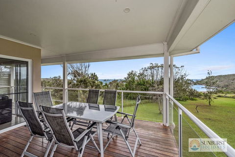 Oceanview Beach Front - Accommodation Batemans Bay 1