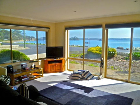 On Casey's - Accommodation Batemans Bay 2
