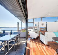 One Mile Cl Townhouse 22 26 The Deckhouse - Accommodation Batemans Bay