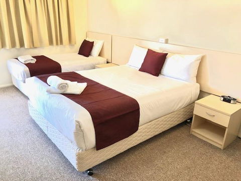 OVERLANDER MOTOR LODGE - Accommodation Batemans Bay 1