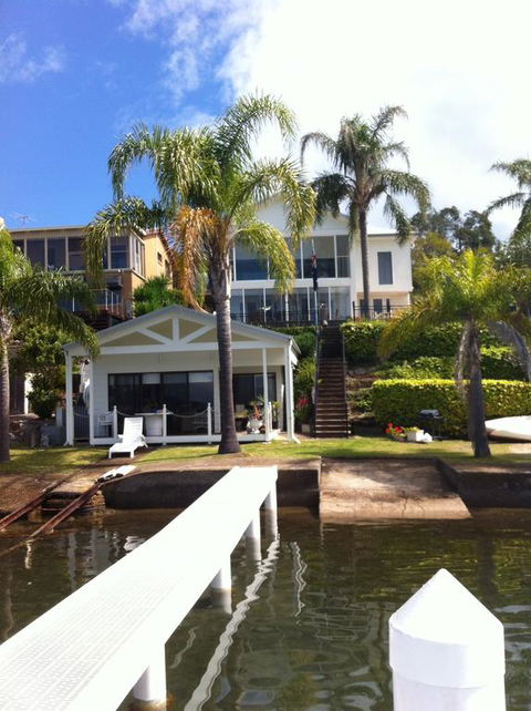 Overnight Reflections B&B - Accommodation Batemans Bay 3