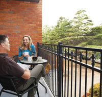 Oxley Court Serviced Apartments - Accommodation Batemans Bay