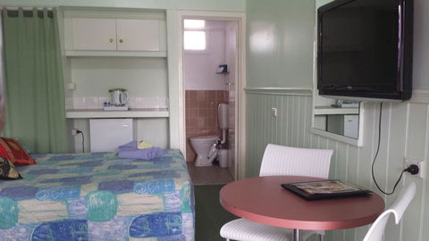 Paddle Steamer Motel - Accommodation Batemans Bay 2