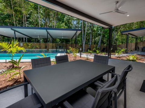 Palms - Tropicana Resort - Cli - Accommodation Batemans Bay 1