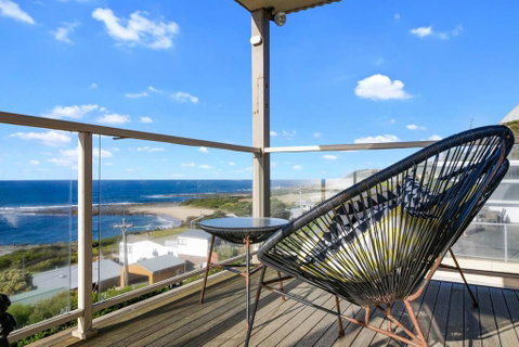PANORAMA VIEWS - Spectacular Ocean Views - Accommodation Batemans Bay 0