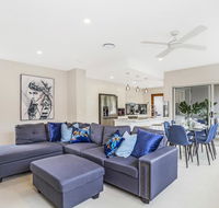 Park Avenue Luxe Townhouse Brand New Sleeps 9 - Accommodation Batemans Bay
