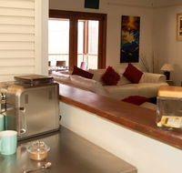 Pemberton Lodge - Accommodation Batemans Bay