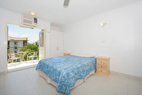 Peninsular Apartments - Accommodation Batemans Bay 2