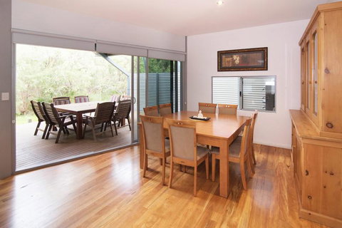 PEPPY TREE HOUSE - Accommodation Batemans Bay 1