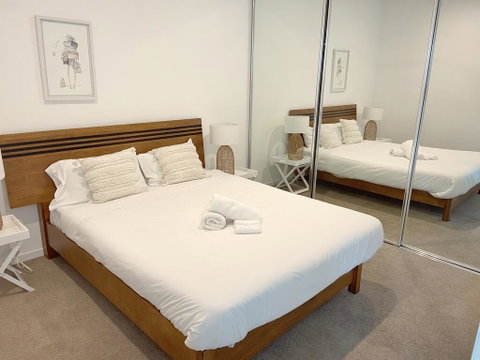 Perfect Short Term Stay In Brissy Cozy & Relax - Accommodation Batemans Bay 2