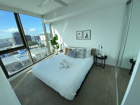 Perfect Short Term Stay In Brissy Cozy & Relax - Accommodation Batemans Bay 3