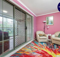 Pet Friendly Home - Pool  Parking - Tennis Court - Accommodation Batemans Bay