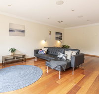 Pet Friendly Home Away From Home - Willoughby - Accommodation Batemans Bay