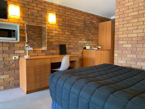 Peter Allen Motor Inn - Accommodation Batemans Bay 0