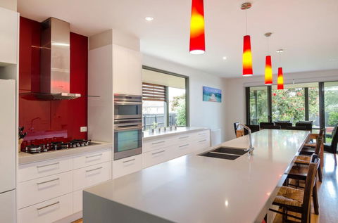 PIER 55 - DROMANA... - Accommodation Batemans Bay 1