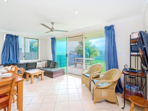 Pippi View 1 (Bottom) - Across The Road From The Beach! - Accommodation Batemans Bay 1