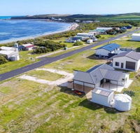 Plovers Rest at Cape Douglas - Accommodation Batemans Bay