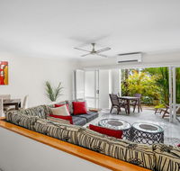 Poolside Apt in Alamanda Beachfront Resort 52 - Accommodation Batemans Bay