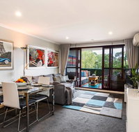 Poolside Sydney 1 Bedroom Apartment - Accommodation Batemans Bay