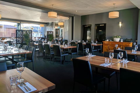 Prince Of Wales Hotel - Accommodation Batemans Bay 1