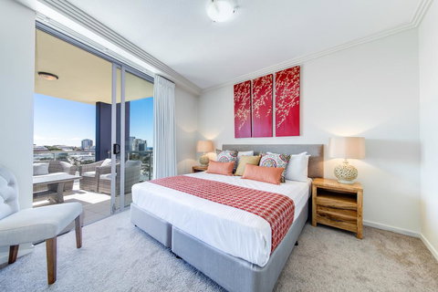 Pumicestone Blue Resort - Accommodation Batemans Bay 1