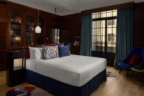 QT Sydney - Accommodation Batemans Bay 2