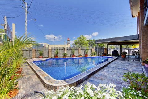 Raintree Motel - Accommodation Batemans Bay 1