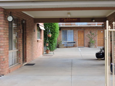 Red Cliffs Colonial Motor Lodge - Accommodation Batemans Bay 1