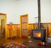 Red Tractor Retreat - Accommodation Batemans Bay