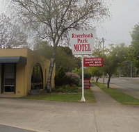 Riverbank Park MOTEL - Accommodation Batemans Bay