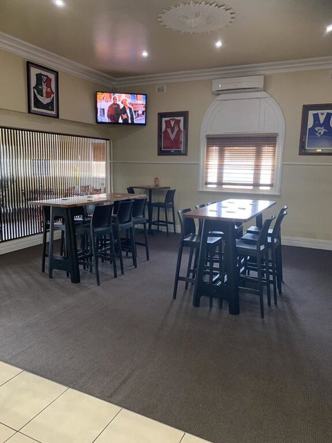Riverside Hotel - Accommodation Batemans Bay 1