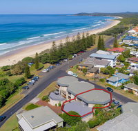 Romiaka 8 - views over the Pippi Beach